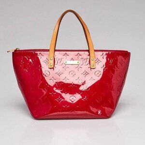 Louis Vuitton Pomme D'Amour Monogram Vernis Bellevue PM Bag